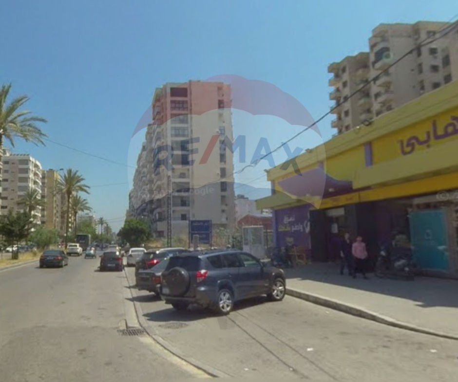 R9-2857 Prime Commercial Space in Tripoli – 3 Floors in High-Traffic Zone — Photo 3 of 3
