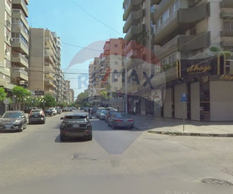 R9-2861 Showroom for Rent in Nadim El Jisr – 400 m² with Dual Facades — Photo 2 of 3