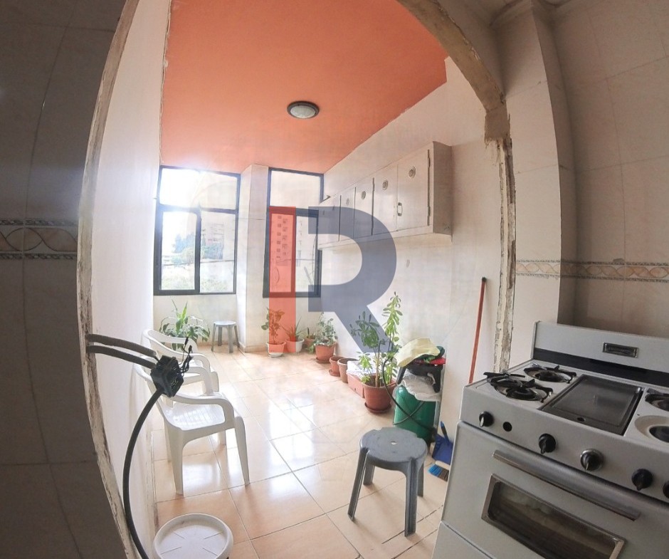 R9-2885 Apartment for Sale in Abou Samra Tripoli – 200 m² — Photo 2 of 10