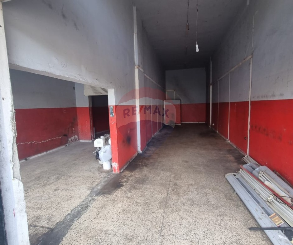 R9-2895 Two Connected Shops for Sale in Kobbeh Tripoli – 106 m² with Parking — Photo 2 of 3