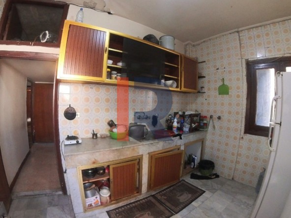 R9-2896 Apartment for Sale in Abou Samra Tripoli – 200 m², 3rd Floor with Laundry Room — Photo 2 of 7