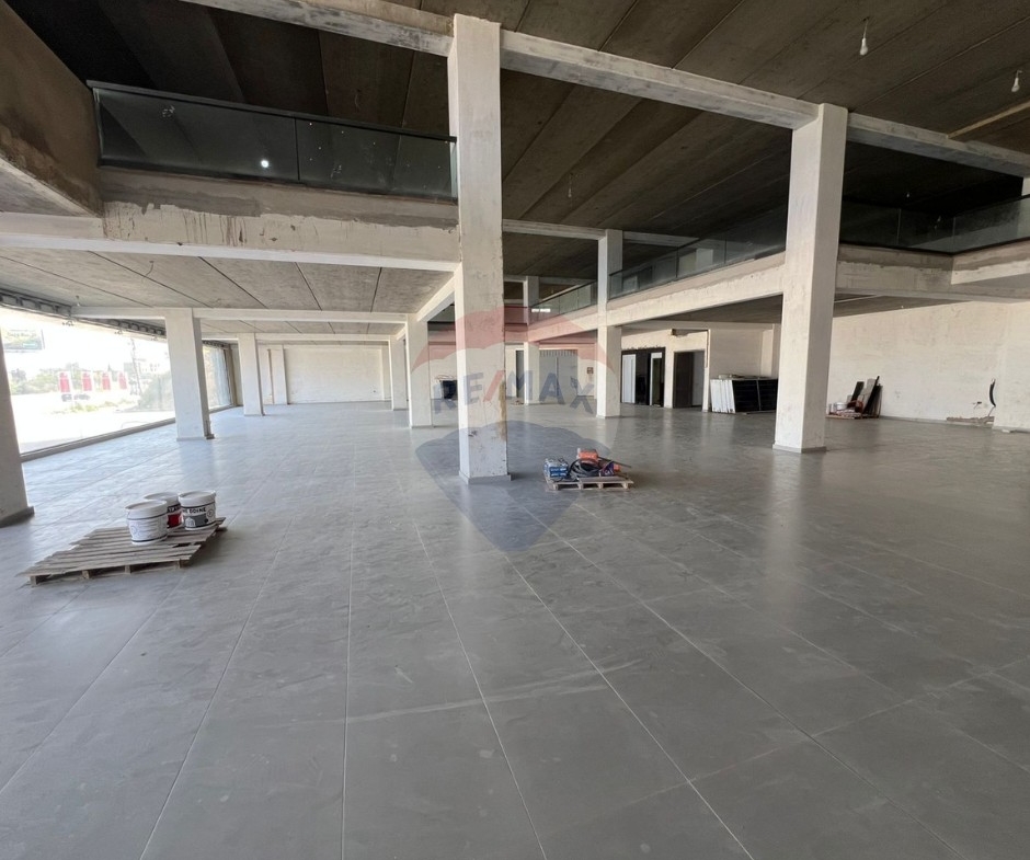 R9-2904 Whole Building for Sale in Qalamoun Highway – 1700 m², 4 Floors, 3 Facades — Photo 2 of 4