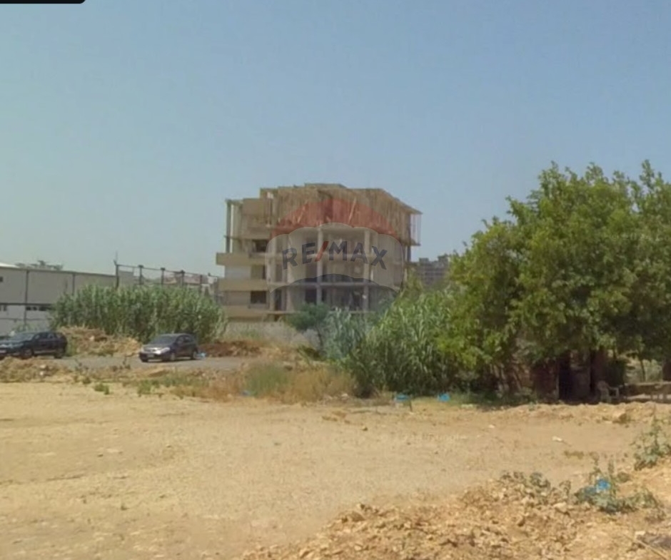 R9-2865 Land for Rent in Miten Tripoli – 1315 m² — الصورة 2 من 2