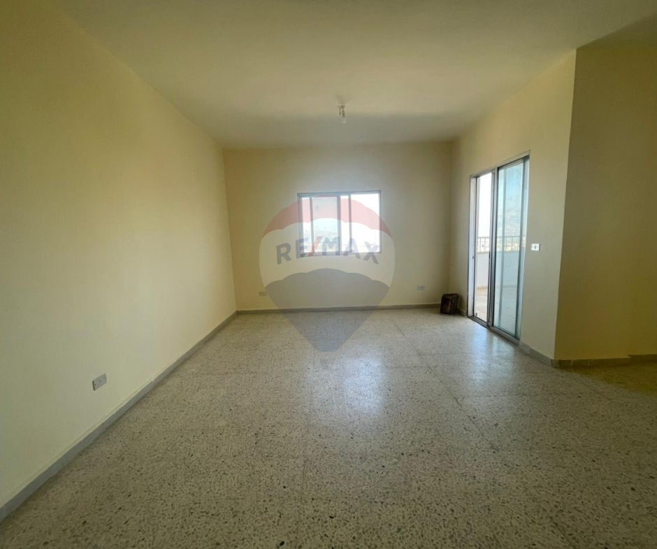 R9-2875 Apartment for Sale in Nakhleh – 155 m² Last Floor with Balconies — الصورة 3 من 10