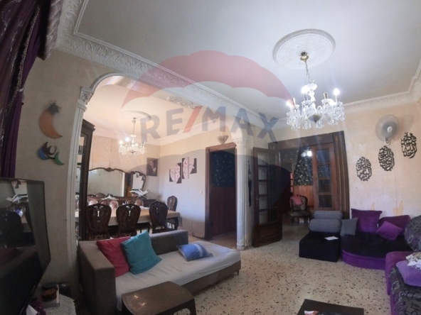 R9-2853 Central Apartment for Sale – Mina, Tripoli — Photo 3 of 8