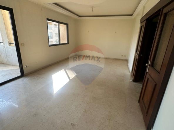 R9-2863 Spacious 4th Floor Rental in Tripoli – 3 Bedrooms — Photo 4 of 8