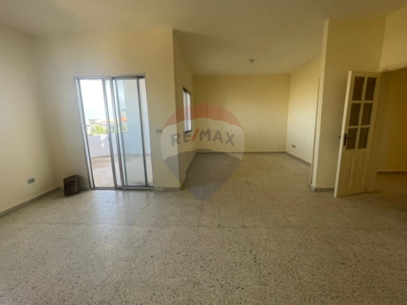 R9-2875 Apartment for Sale in Nakhleh – 155 m² Last Floor with Balconies — الصورة 4 من 10
