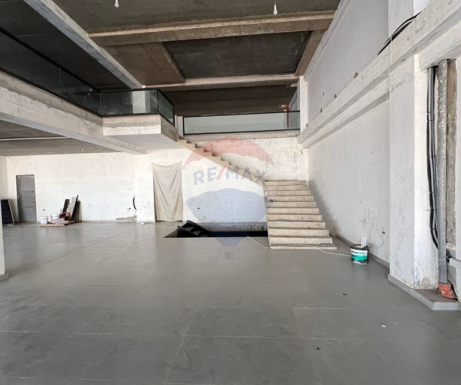R9-2904 Whole Building for Sale in Qalamoun Highway – 1700 m², 4 Floors, 3 Facades — Photo 4 of 4