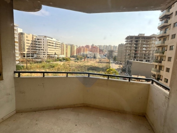 R9-2863 Spacious 4th Floor Rental in Tripoli – 3 Bedrooms — Photo 5 of 8