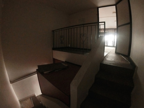 R9-2908 Shop for Rent in Nakabet El Ateba Tripoli – 62 m², Two Floors, Wide Facade — الصورة 5 من 5