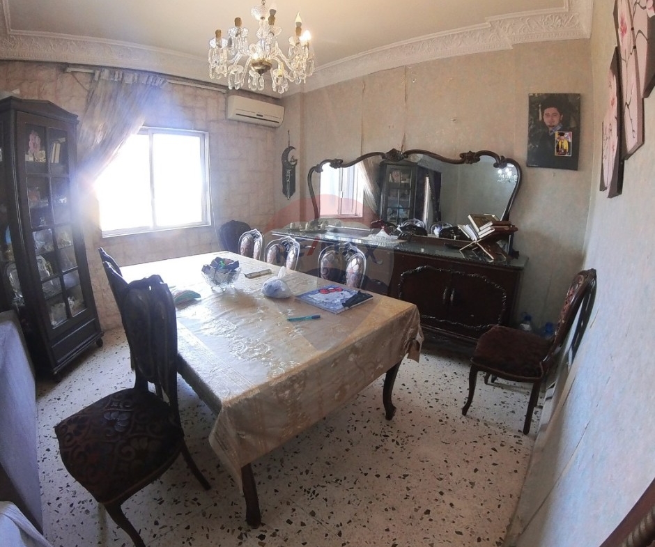 R9-2853 Central Apartment for Sale – Mina, Tripoli — Photo 5 of 8
