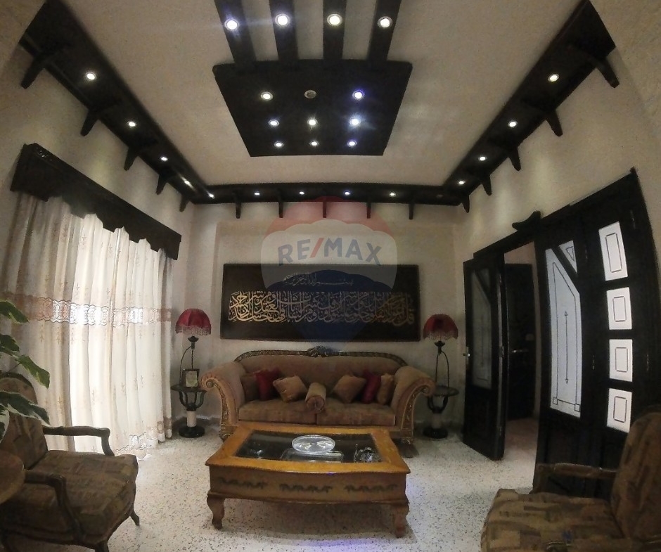 R9-2883 Apartment for Sale in Kobbeh Tripoli – 150 m² with 3 Bedrooms — Photo 4 of 10