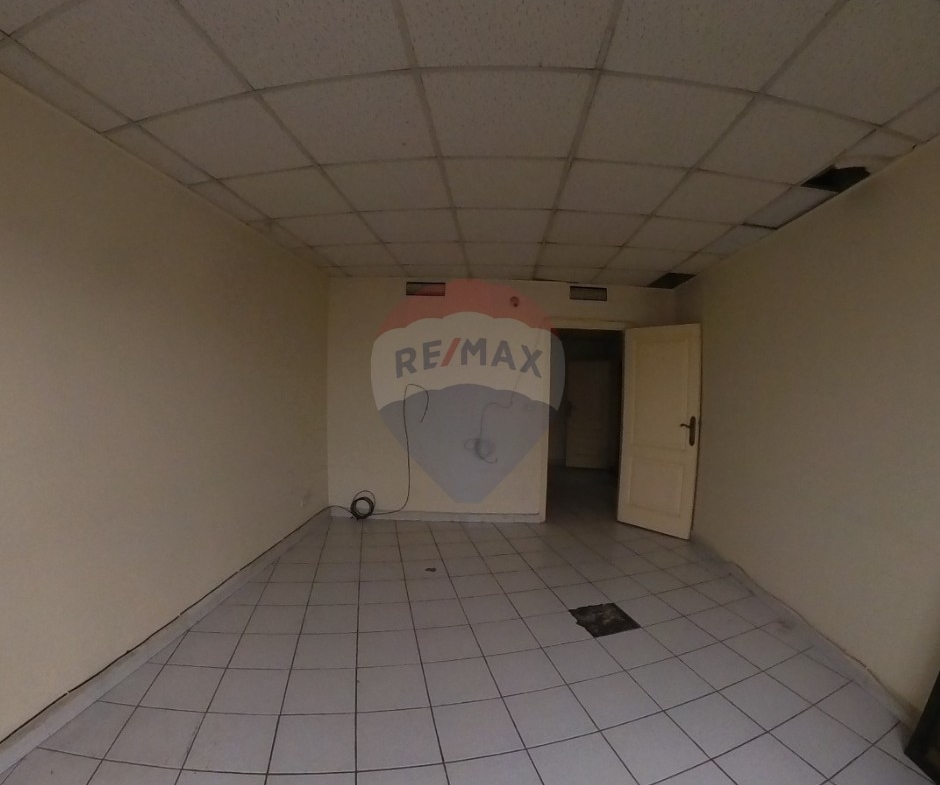R9-2978 Office Space for Sale in Tal Tripoli – 70 m², 4th Floor, 2 Rooms — Photo 1 of 6