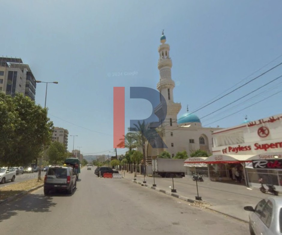 R9-2998 Shop for Rent in Dam wel Farez Tripoli – 40 m², 2 Floors, Prime Pedestrian Zone — Photo 3 of 3