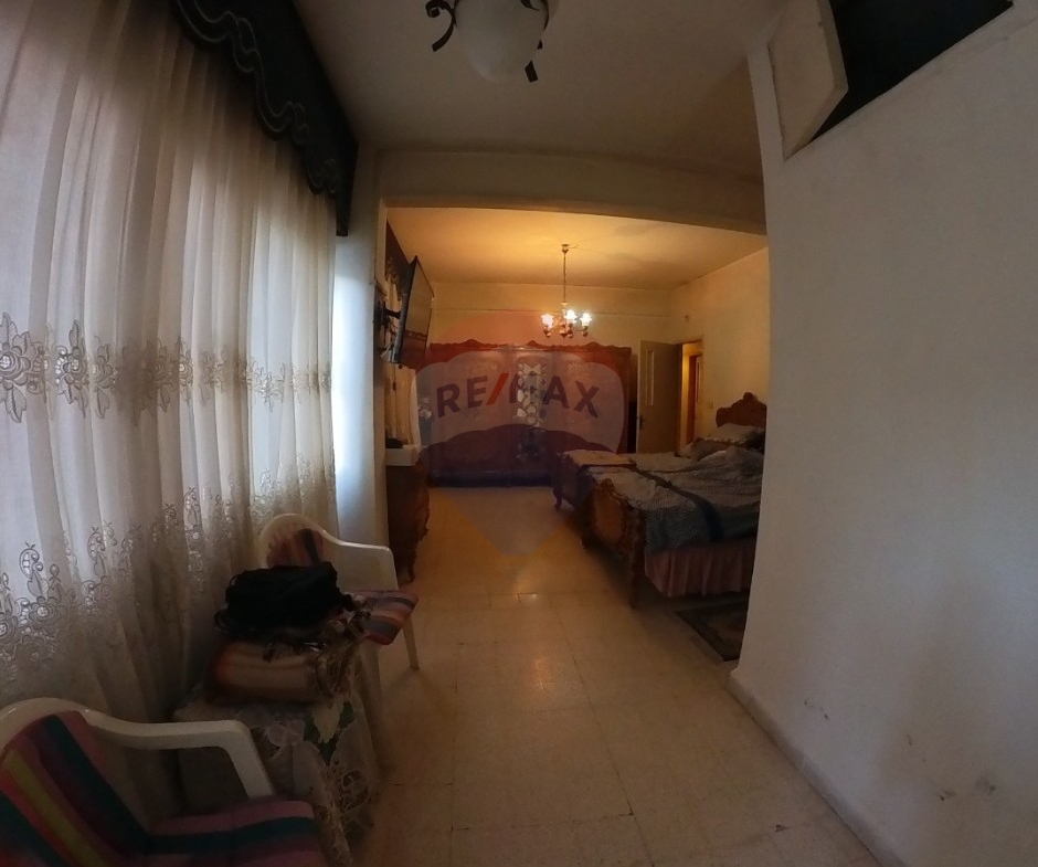 R9-2915 Apartment for Sale in Maarad Tripoli – 320 m², 3rd Floor — الصورة 10 من 10