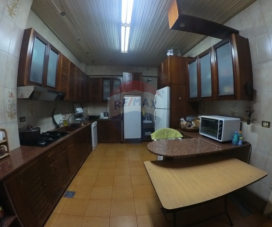R9-2968 Apartment for Sale in Miten Tripoli – 330 m², 2nd Floor, 4 Bedrooms, Maid Room — Photo 10 of 14