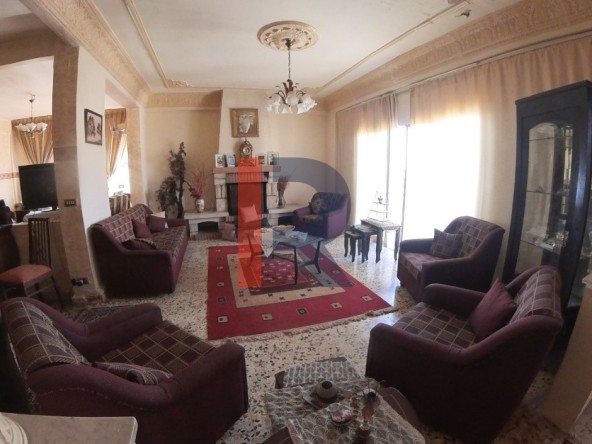 الصورة 1 من 12