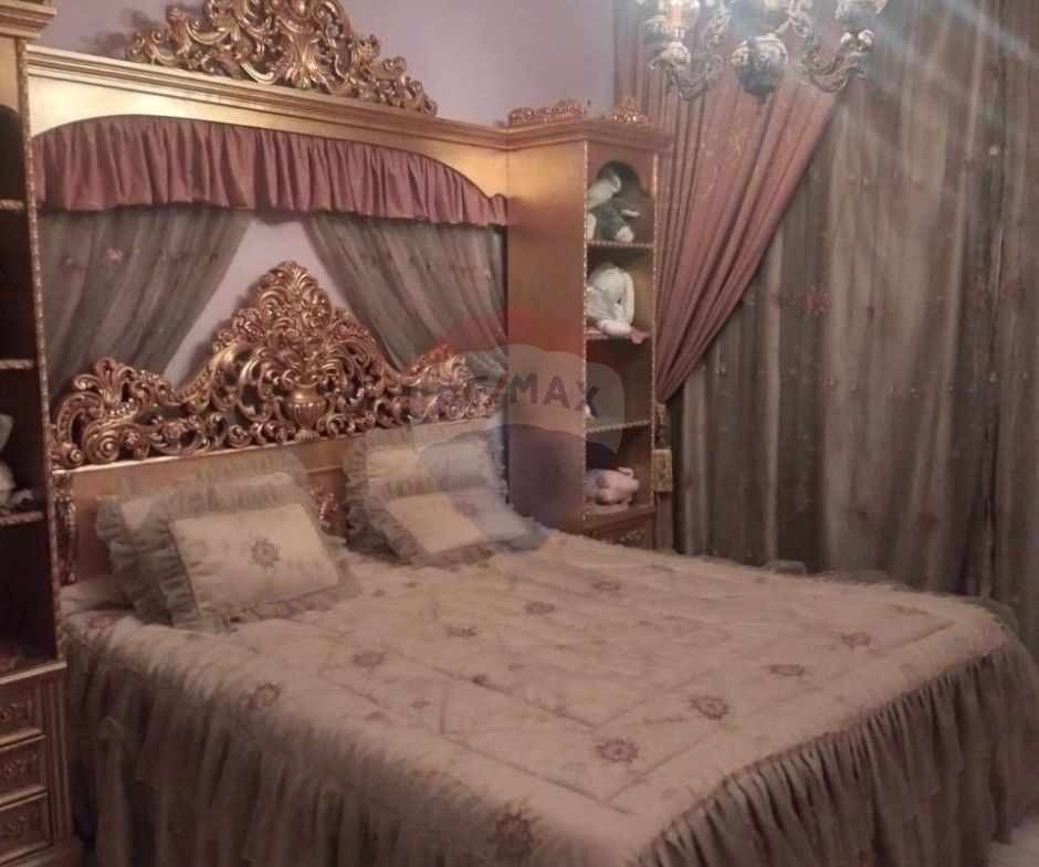 R9-3031 Furnished Apartment for Rent in Jamil Adra Street Tripoli – 200 m², 1st Floor, Terrace — الصورة 11 من 12