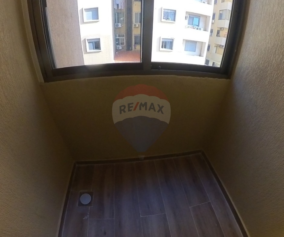 R9-2985 Apartment for Sale in Dam W Farez 32 Street - شقة للبيع في ضم وفرز طرابلس — الصورة 12 من 16
