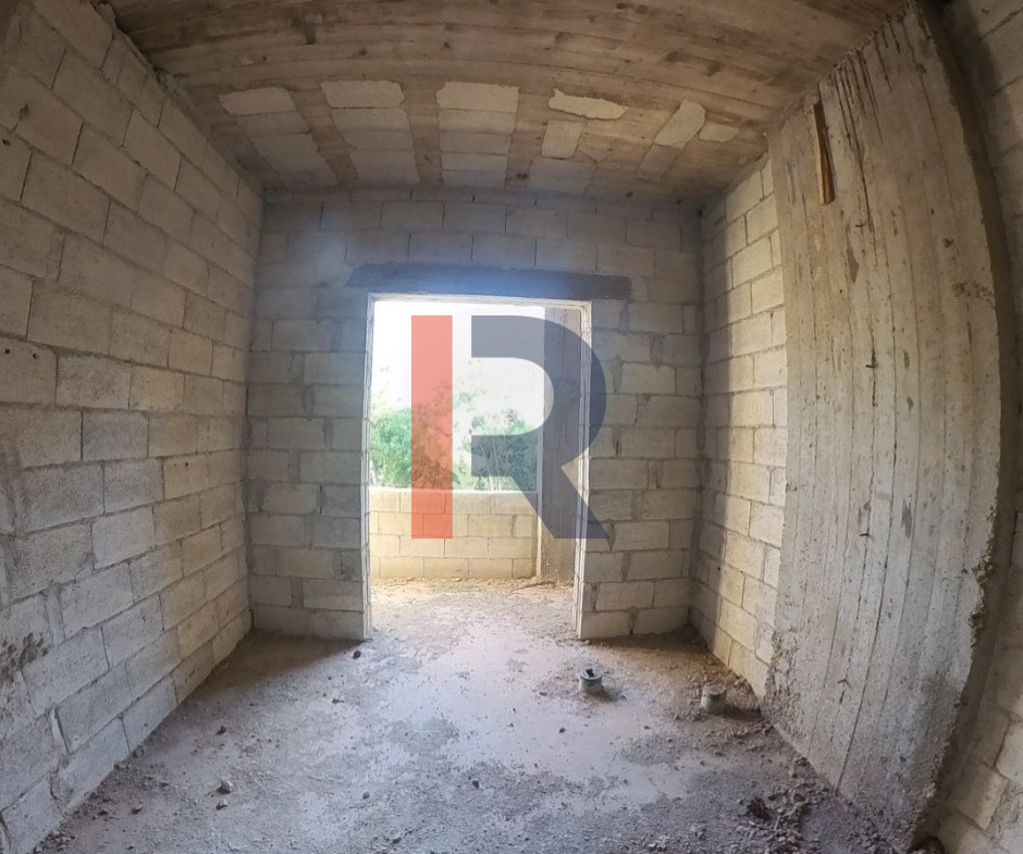 R9-2999 Two Building Blocks for Sale in Daher Al Ain Koura – 3 Floors Each, 220 m² per Floor — الصورة 10 من 14
