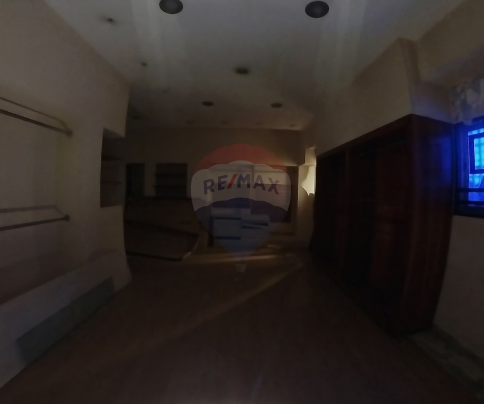 R9-3029 Shop for Sale in Thaqaka Street Tripoli – 330 m², 3 Floors, 2 Facades — الصورة 12 من 17