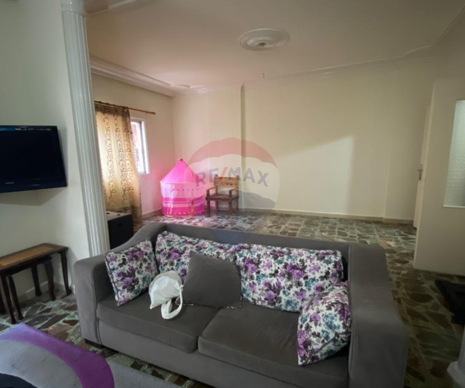 R9-3036 Apartment 165m for Sale on Al Haram Street, Abu Samra – Tripoli  – شقة 165م للبيع في شارع الهرم، أبو سمرا طرابلس — Photo 12 of 14