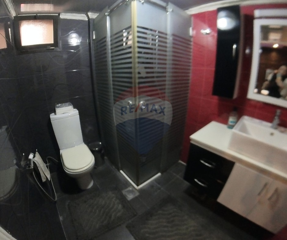 R9-2960 Apartment for Sale in Jamil Adra Tripoli – 210 m², 4th Floor — الصورة 14 من 15