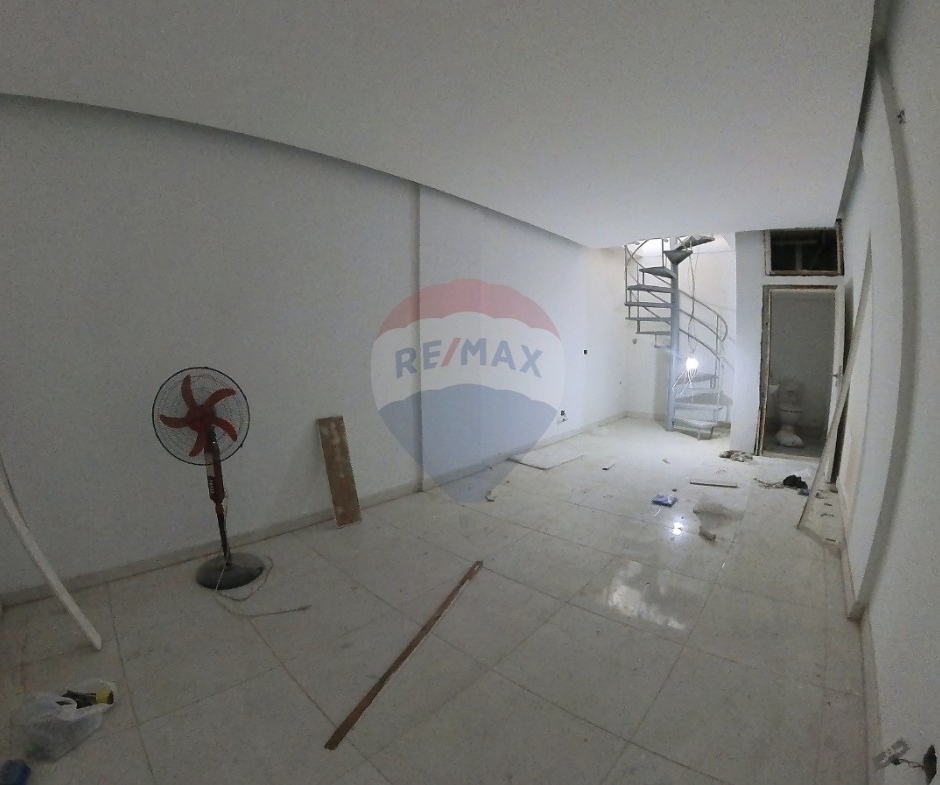 R9-3015 Shop for Sale in Abou Samra Al Manar Tripoli – 90 m², 3 Floors — Photo 2 of 7