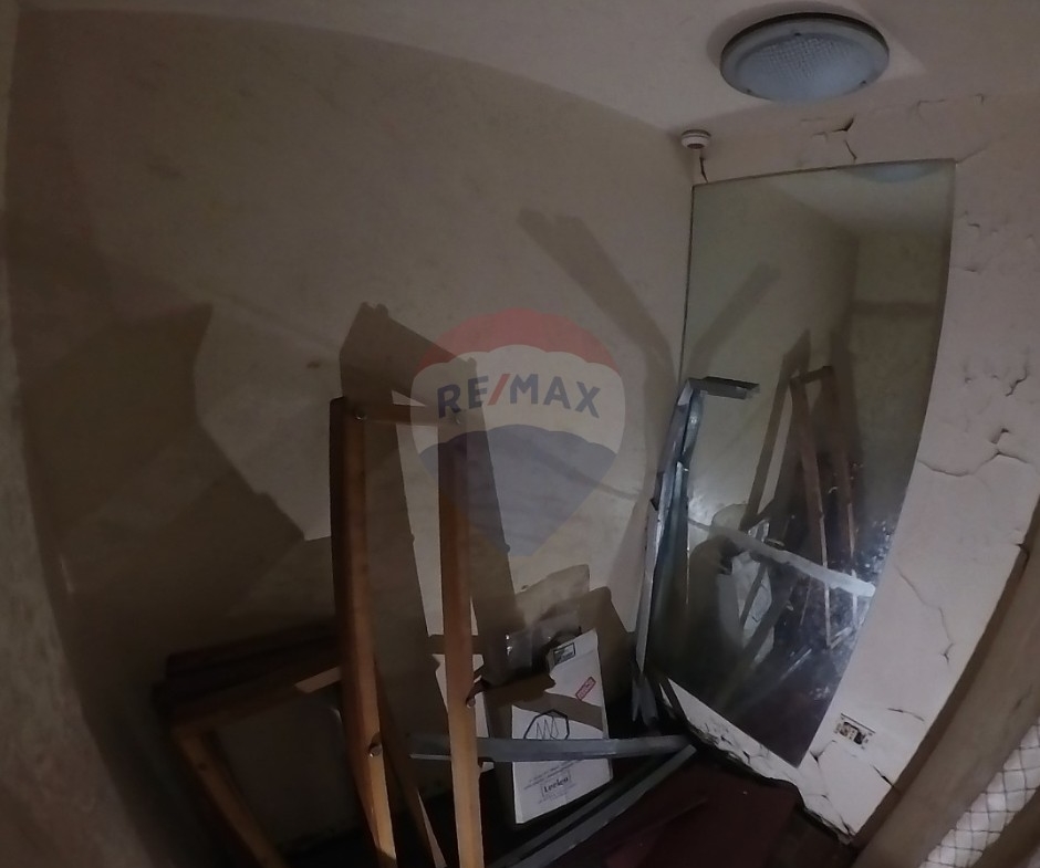 R9-3029 Shop for Sale in Thaqaka Street Tripoli – 330 m², 3 Floors, 2 Facades — الصورة 2 من 17
