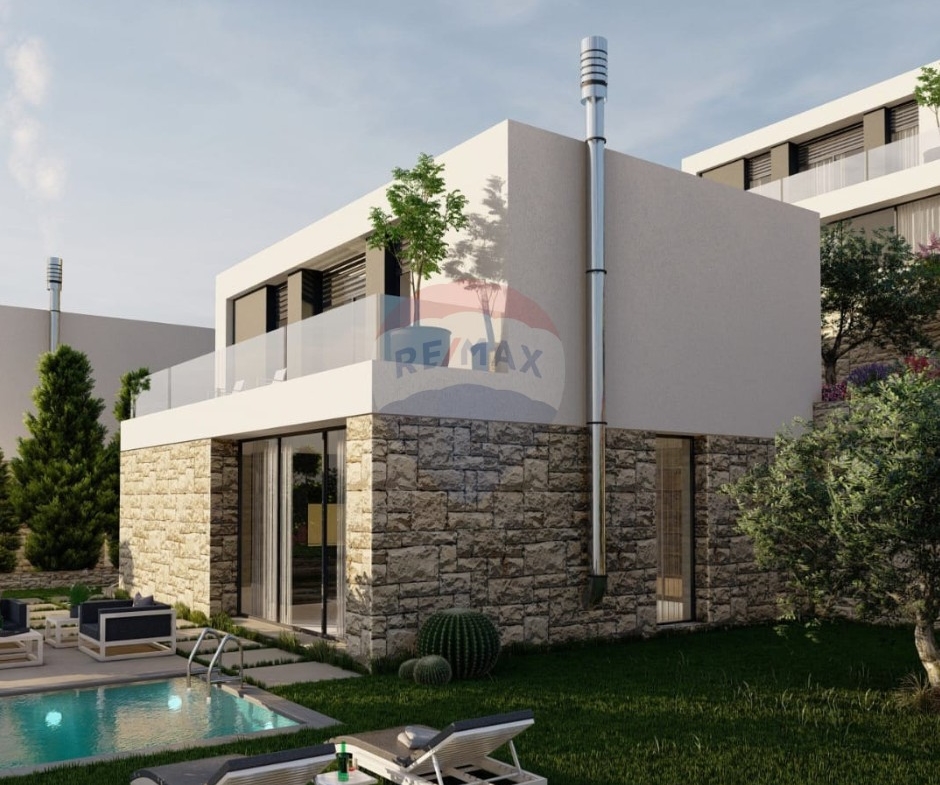R9-2928 Mini Villa for Sale in Batroun – 151 m², Garden & Pool, Flexible Payment Plan — Photo 2 of 2