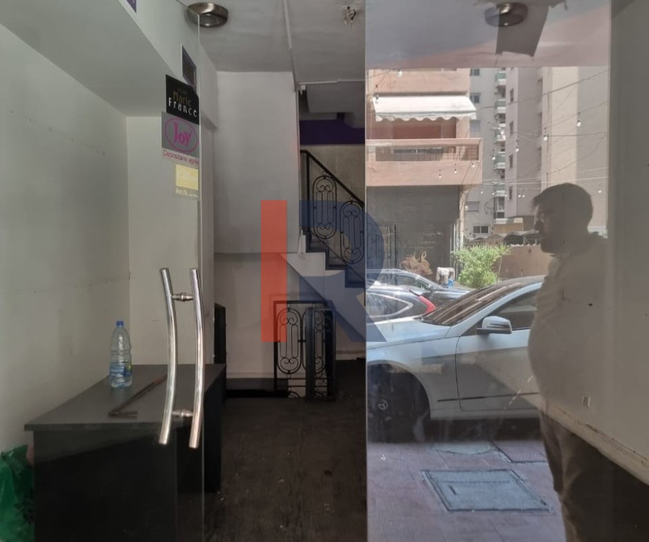R9-2930 Shop for Sale in Nakabet Al Ateba Tripoli – 100 m², 3 Floors, Central Location — Photo 2 of 4