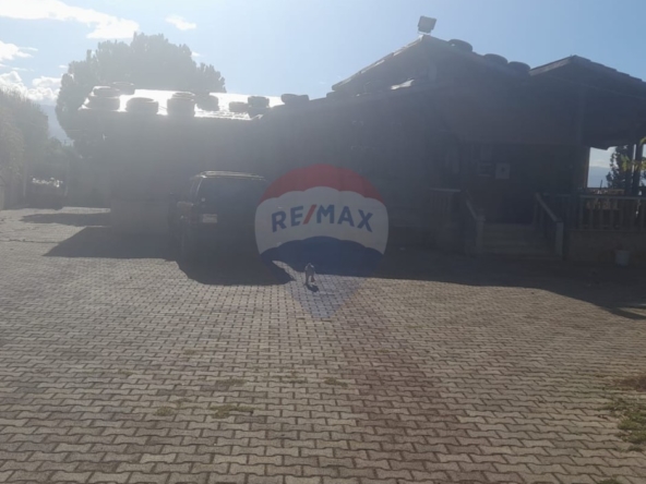 R9-2950 Land with House for Sale in Alma Zgharta – 4,700 m² Residential — الصورة 2 من 7