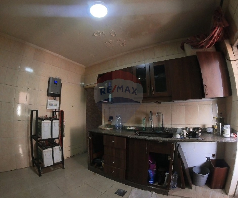 R9-2951 Apartment for Sale in Btouratij Koura – 120 m², 2nd Floor, Solar System — الصورة 2 من 9