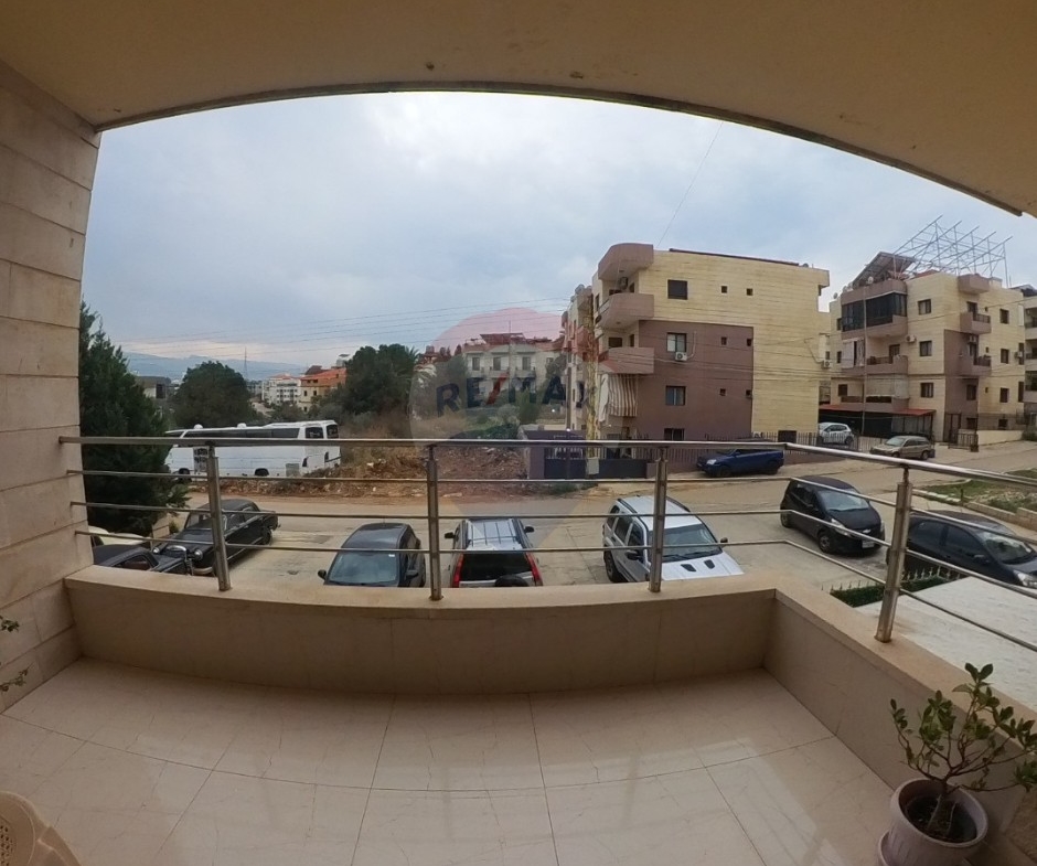 R9-2964 Apartment for Sale in Btouratij Koura – 160 m², 1st Floor, 3 Bedrooms, Parking — الصورة 2 من 14