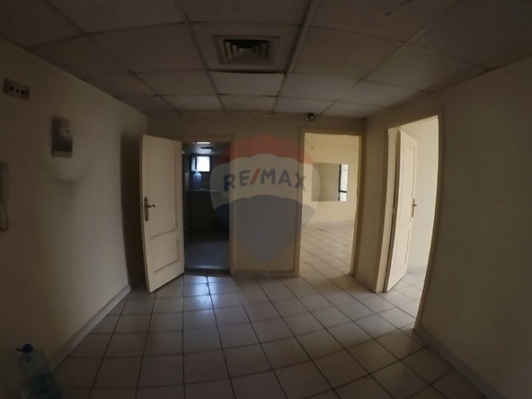 R9-2978 Office Space for Sale in Tal Tripoli – 70 m², 4th Floor, 2 Rooms — Photo 2 of 6