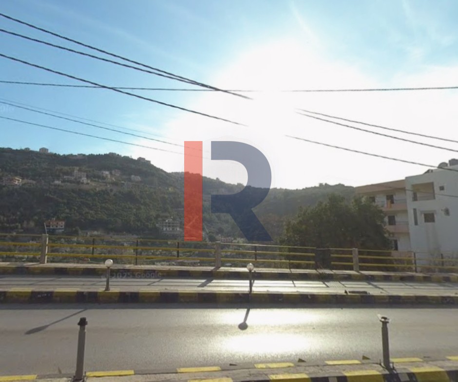 R9-2992 Land for Sale in Mrah Sraj Danniyeh – 850 m² with Road & Utilities — Photo 2 of 3