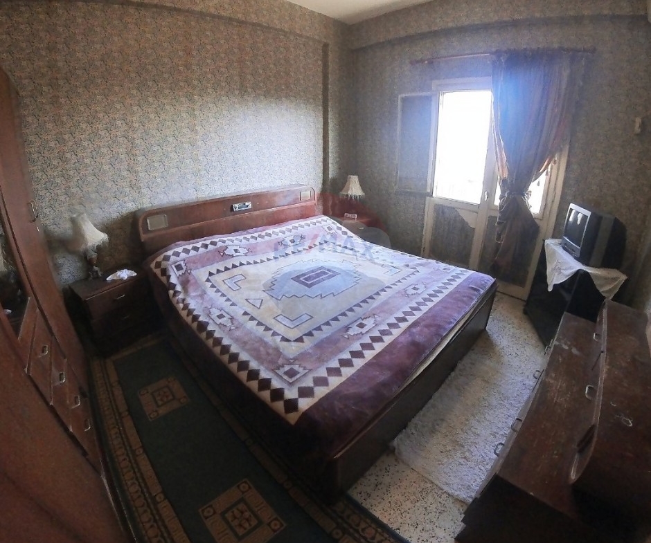 R9-2996 Apartment for Sale in Abou Samra Mawlawi Roundabout Tripoli – 200 m², Top Floor — الصورة 10 من 11