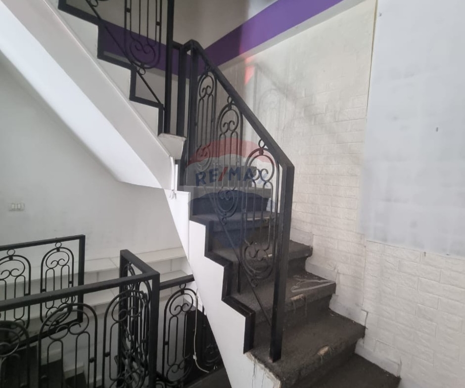 R9-2930 Shop for Sale in Nakabet Al Ateba Tripoli – 100 m², 3 Floors, Central Location — Photo 3 of 4