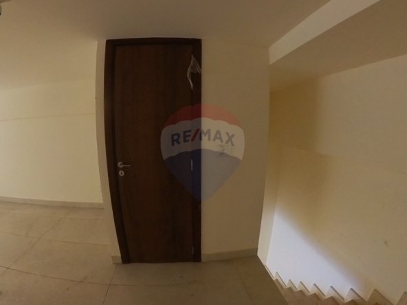 R9-2942 Shop for Sale in Dam Wel Farez Tripoli – 3 Floors, Near Sah Seh — الصورة 3 من 8