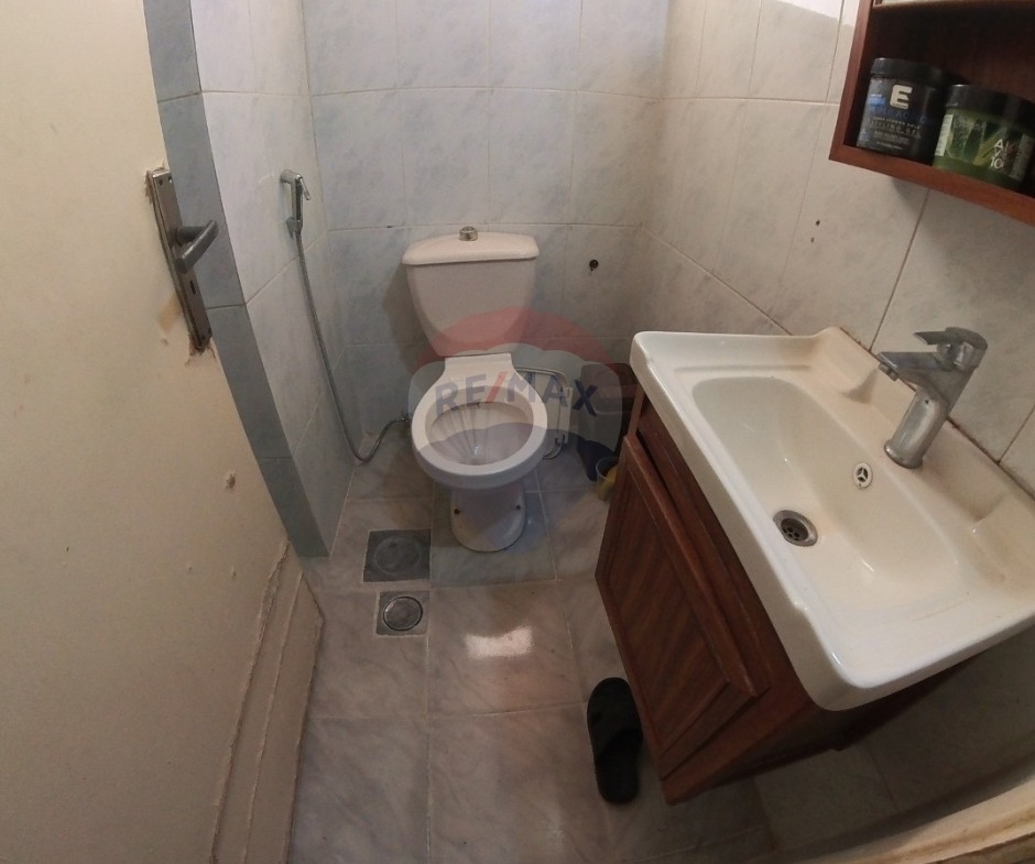 R9-2951 Apartment for Sale in Btouratij Koura – 120 m², 2nd Floor, Solar System — الصورة 3 من 9