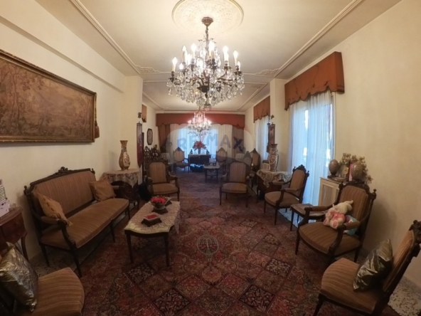 R9-2915 Apartment for Sale in Maarad Tripoli – 320 m², 3rd Floor — الصورة 3 من 10