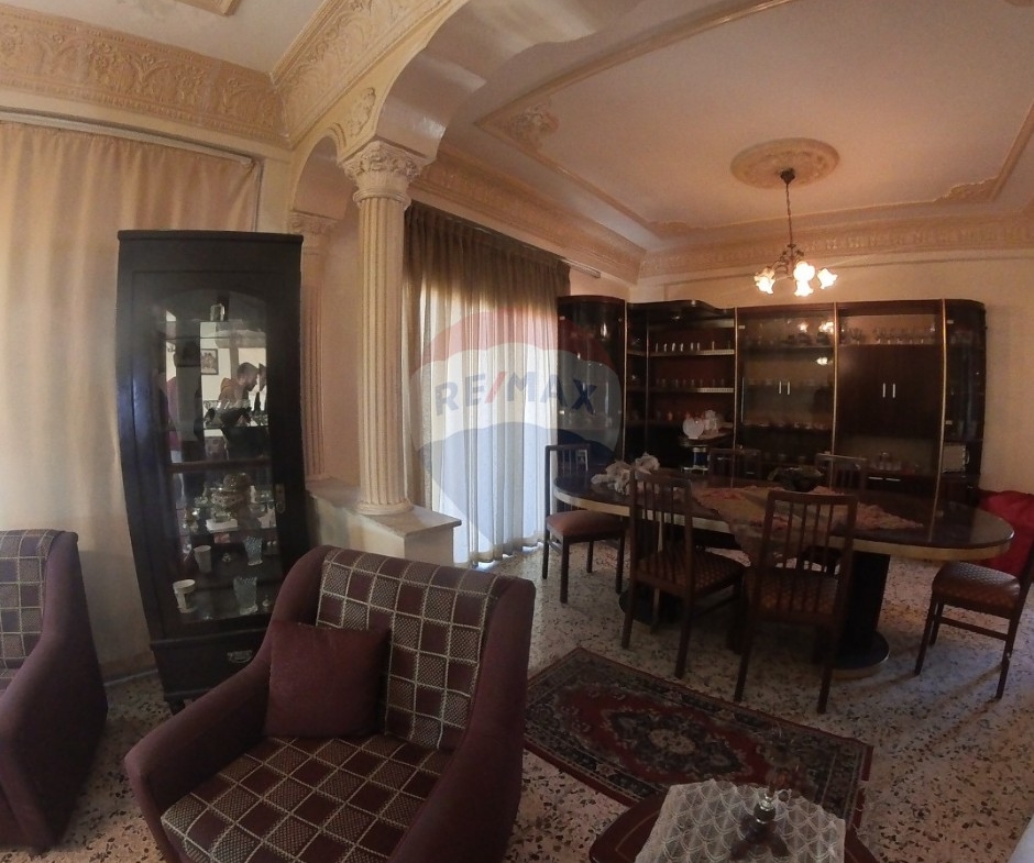 R9-2996 Apartment for Sale in Abou Samra Mawlawi Roundabout Tripoli – 200 m², Top Floor — الصورة 8 من 11