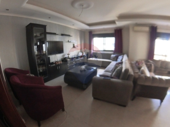 R9-2960 Apartment for Sale in Jamil Adra Tripoli – 210 m², 4th Floor — الصورة 4 من 15
