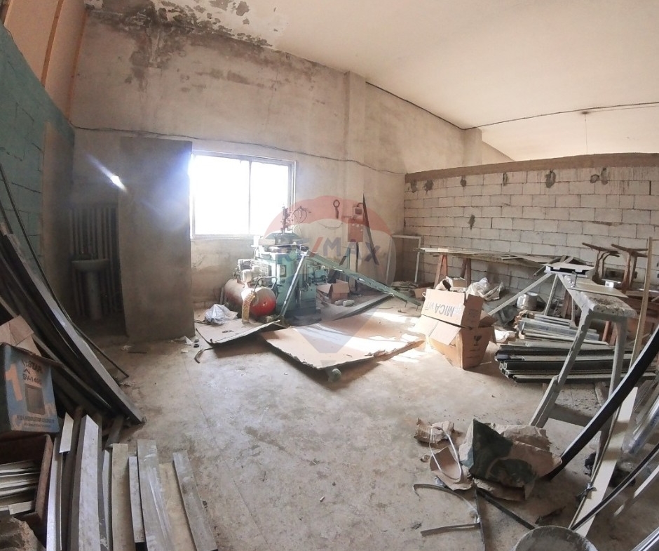 R9-2967 Shop for Rent in Mina Tripoli – 40 m², Near Train Station, 1 Facade — الصورة 4 من 6