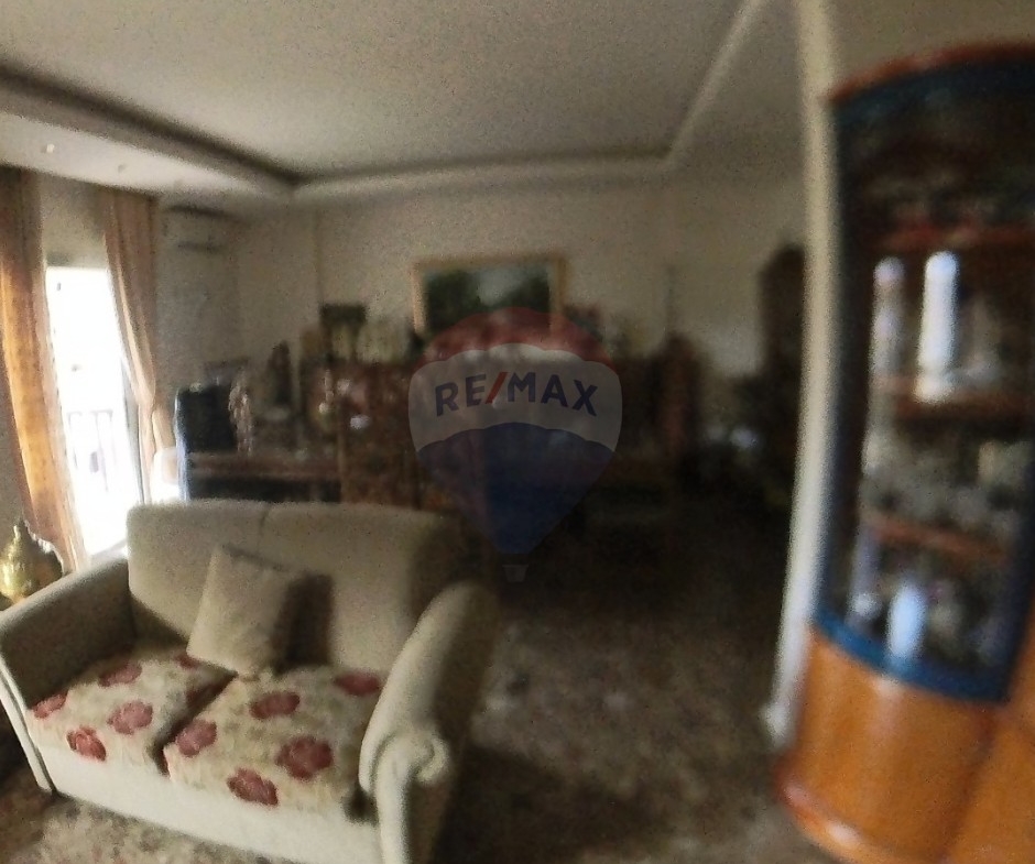R9-2972 Apartment for Sale in Azmi Tripoli – 320 m², 5th Floor, 4 Bedrooms, Maid Room, Parking — Photo 4 of 10