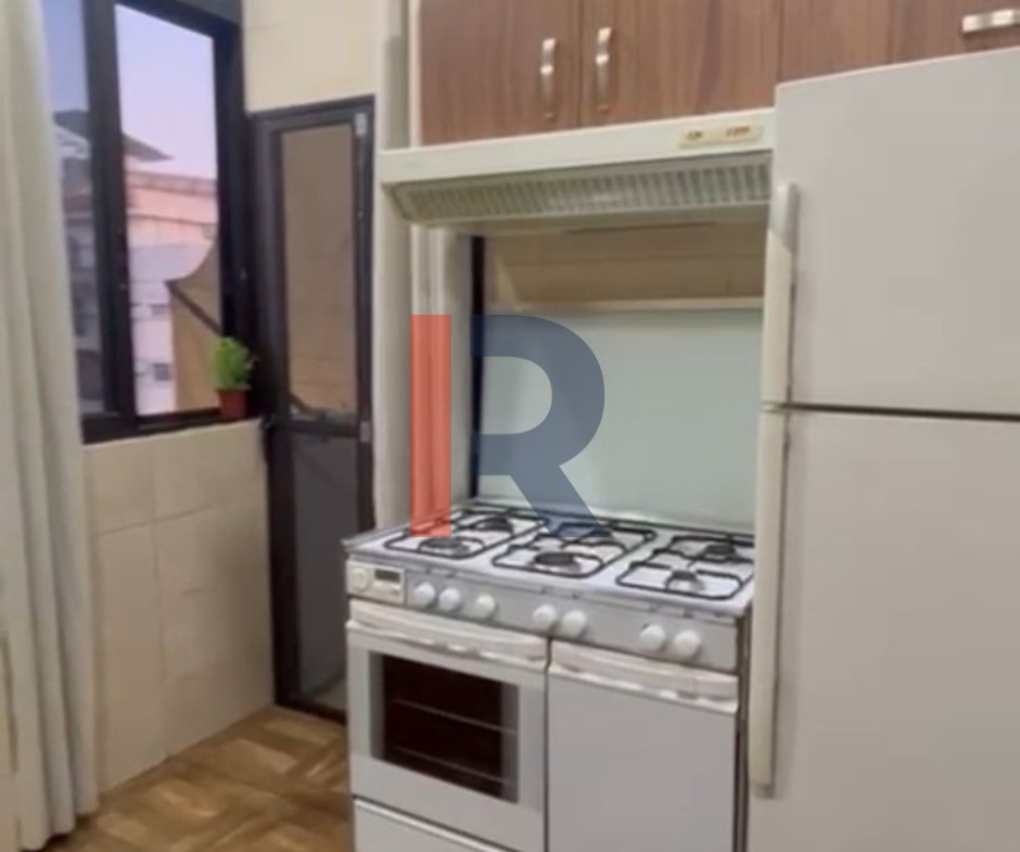 R9-2995 شقة للبيع في أبو سمرا طرابلس (100 m², طابق8) — الصورة 4 من 5