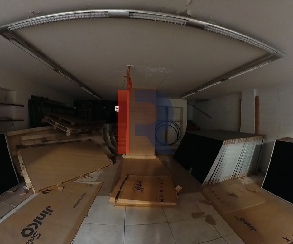 R9-3029 Shop for Sale in Thaqaka Street Tripoli – 330 m², 3 Floors, 2 Facades — الصورة 4 من 17