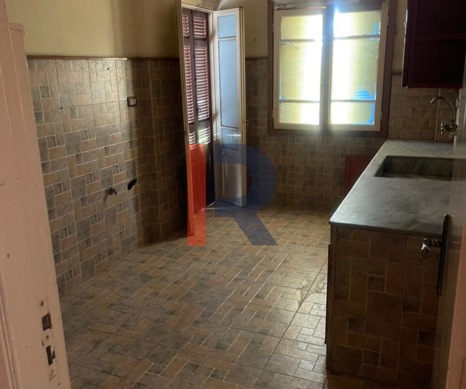 R9-2953 Apartment for Sale in Kobbeh Tripoli – 115 m², Arz Street, 2 Bedrooms, 3 Balconies — الصورة 6 من 9