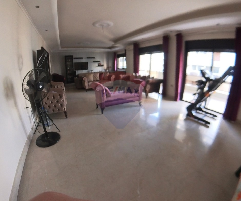 R9-2960 Apartment for Sale in Jamil Adra Tripoli – 210 m², 4th Floor — الصورة 5 من 15