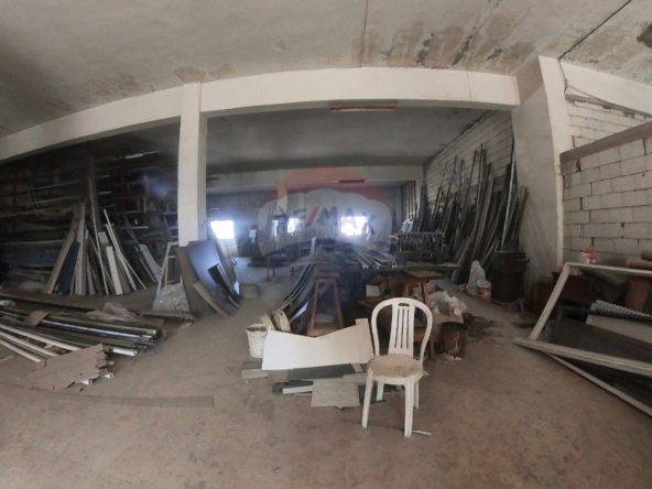 R9-2967 Shop for Rent in Mina Tripoli – 40 m², Near Train Station, 1 Facade — الصورة 5 من 6